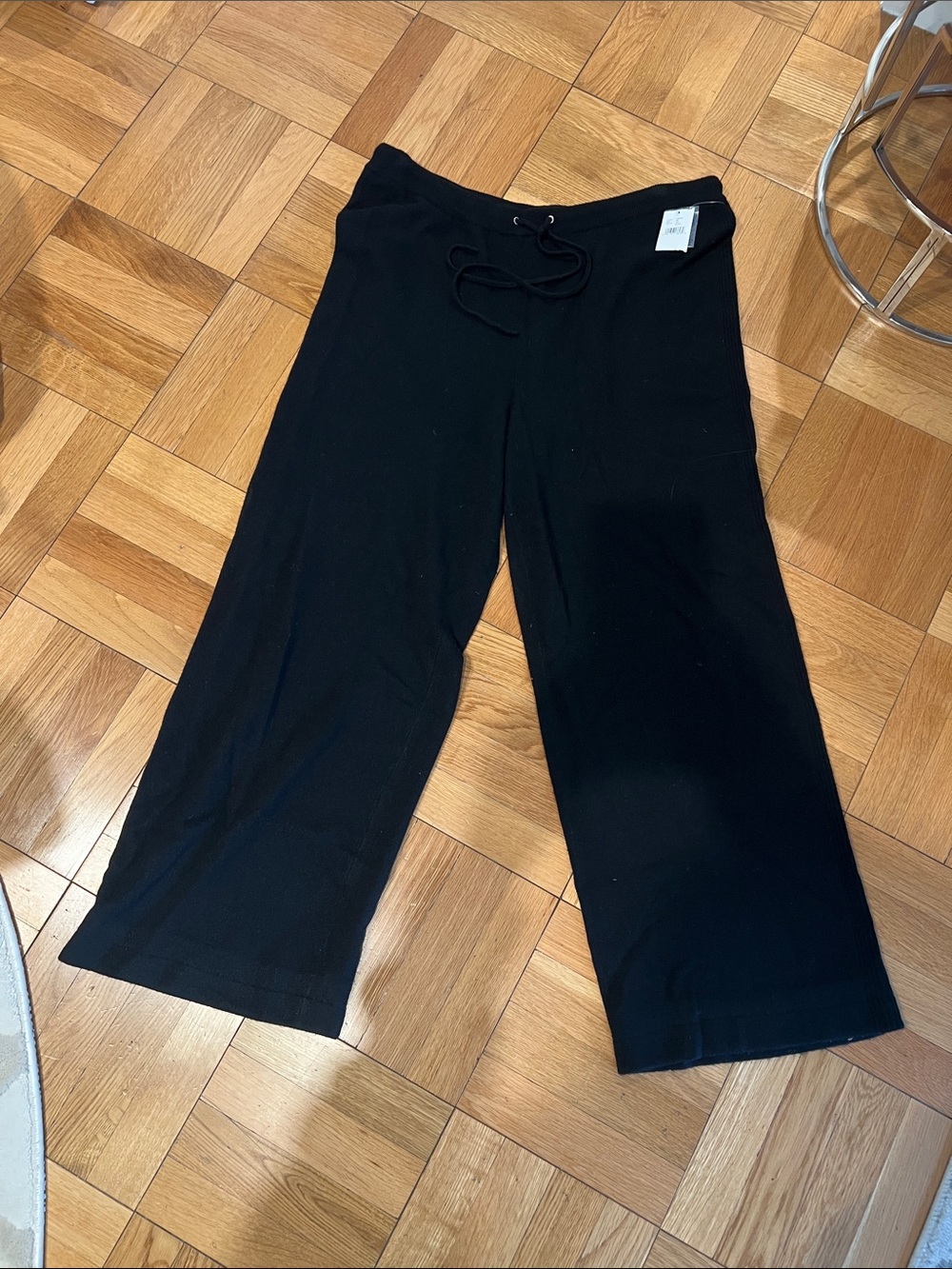 Sutton Studio Black Wide-Leg Pull-On Pants with Drawstring Waist 100% cashmere
